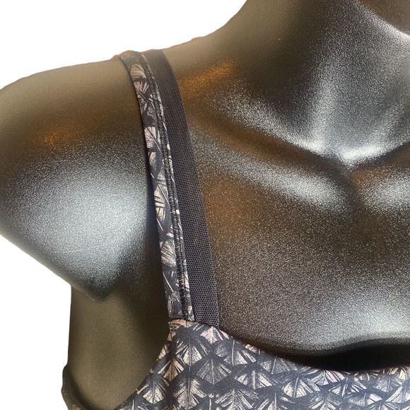 Lululemon featherlight bra irridescent multi black/black - Picture 7 of 10